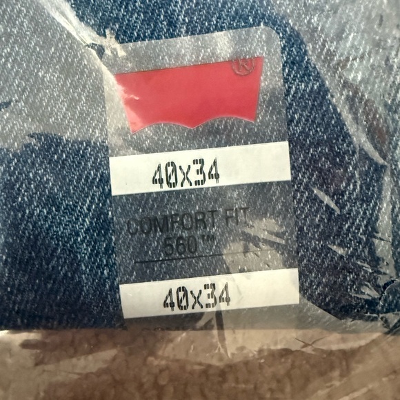 🌟NWT🌟 Men’s Levi Jeans Comfort Fit 560’s, 40x34 Dark Wash - Picture 8 of 8